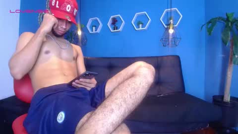 Snapshot of jhon_malo chatting on October 16, 5:07 am jhon_malo online show from October 16, 5:07 am