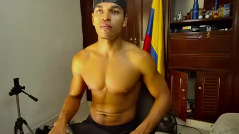 Jhon wich2 online show from August 1, 7:04 pm