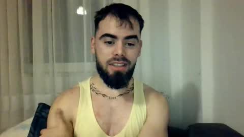 Snapshot of jhoncronos chatting on October 25, 9:37 pm Here are Jhon and Tomy online show from October 25, 9:37 pm