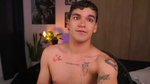 Jhonny  online show from July 19, 3:20 am