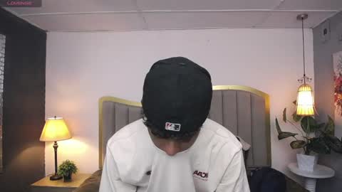 jhos online show from June 18, 2:44 pm