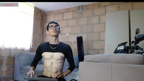 jhosuamoore2 online show from April 27, 2:47 pm