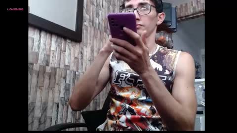 jhosuamoore2 online show from April 26, 1:42 pm