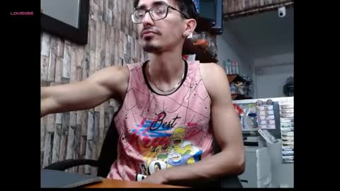 jhosuamoore2 online show from May 22, 9:54 pm