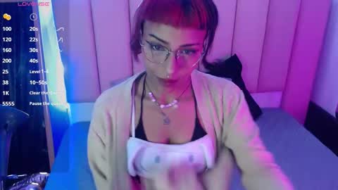 jia1111_ online show from February 23, 3:58 pm