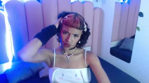 jia1111_ online show from February 3, 8:57 pm