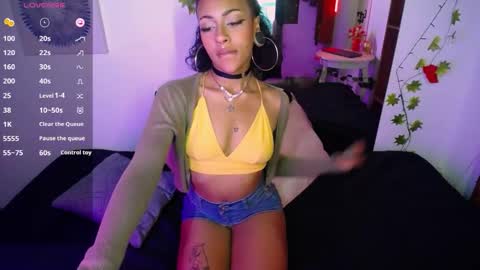 jia1111_ online show from February 12, 3:37 pm