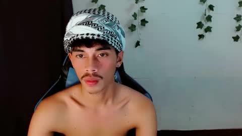 Snapshot of jim_cumxx chatting on September 20, 11:02 am JIMBOY online show from September 20, 11:02 am