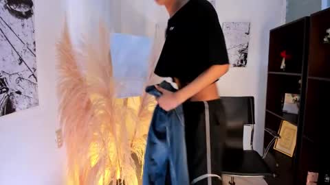 Jim  online show from October 24, 2:12 am