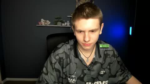 Snapshot of jimmie_hot chatting on January 31, 12:29 pm your dream online show from January 31, 12:29 pm