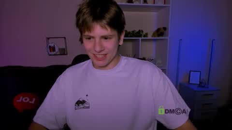 Snapshot of jimmie_hot chatting on October 8, 1:28 pm your dream online show from October 8, 1:28 pm