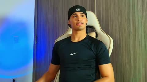 Jimmy Leeh online show from February 5, 6:06 am