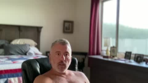 Dad of Three online show from September 17, 1:09 am