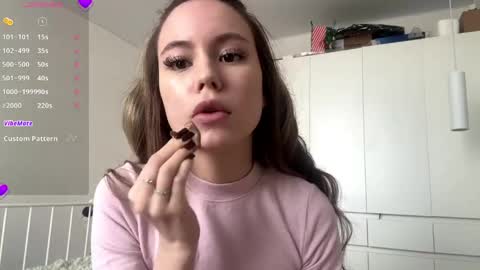 Kate online show from April 28, 6:18 am