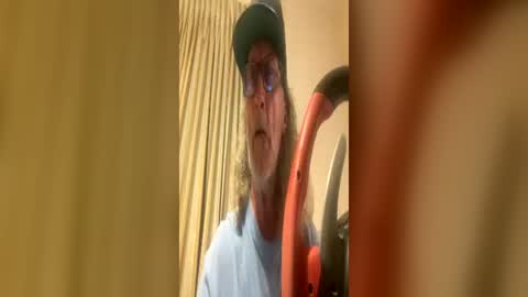 jimmyj249 online show from June 17, 3:22 am
