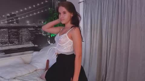 jinnyshiny online show from October 21, 9:07 pm