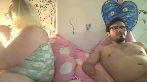 jizzinmypantz8194 online show from May 3, 9:26 am
