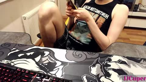 JJCuper online show from April 25, 1:41 pm