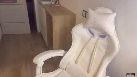 jkqqq online show from November 1, 7:13 pm