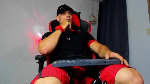 IGJmortton online show from July 22, 10:28 am