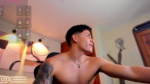 joan_soto online show from May 6, 2:01 pm