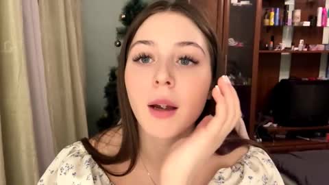 Adel online show from February 13, 7:28 pm