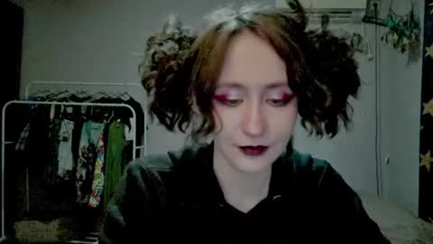 Joannatompson online show from June 19, 12:27 am