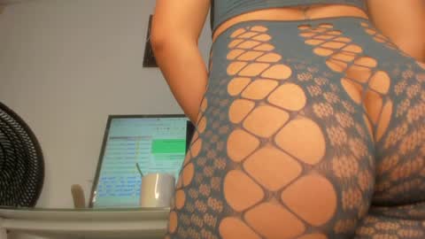 joanyo_brown online show from December 30, 1:15 am