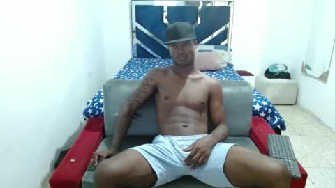 Snapshot of joao_leao chatting on October 21, 5:16 pm joao_leao online show from October 21, 5:16 pm