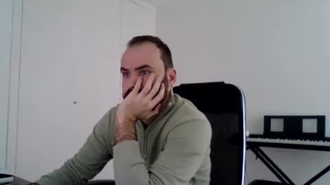 joaodias_18 online show from February 16, 12:14 pm