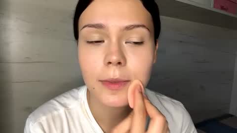 Mila online show from July 26, 11:08 am