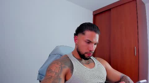 joe_esthetic online show from June 16, 10:14 pm