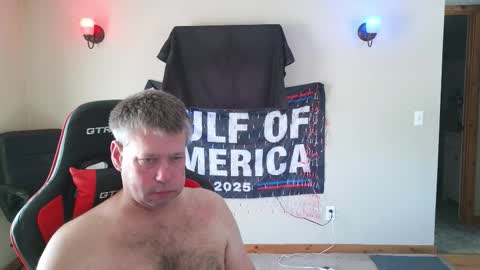 joejoe__ online show from February 10, 3:59 pm