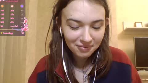 Jennifer online show from April 28, 5:39 pm