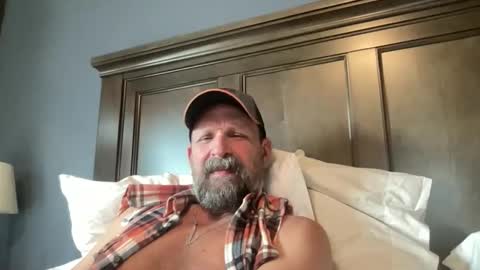 joestros online show from February 18, 9:58 pm