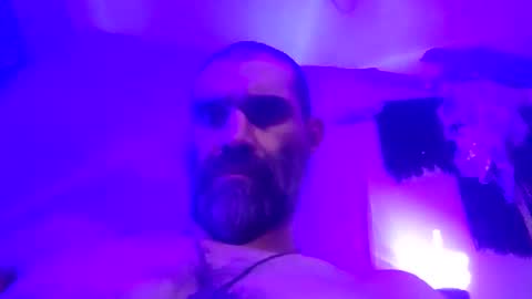 joeykeeton87 online show from May 17, 7:39 am