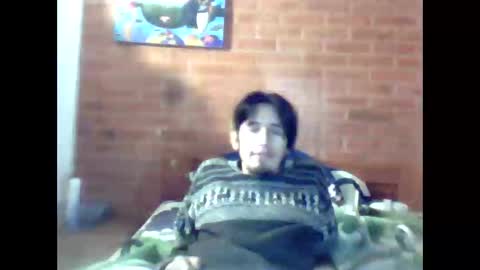 Snapshot of johan70nsexy chatting on October 18, 2:16 am johan70nsexy online show from October 18, 2:16 am
