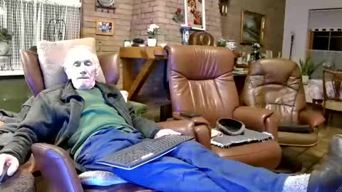 johan7 heet online show from December 5, 8:39 pm