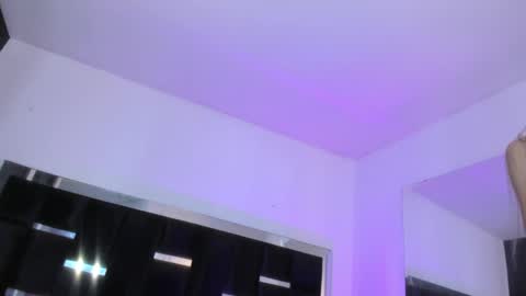 johan_bigcock999 online show from May 1, 8:58 pm
