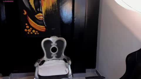 Johan Williams online show from January 6, 11:42 pm