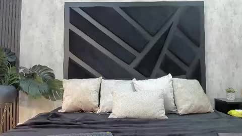 Johan Williams online show from June 29, 11:59 pm