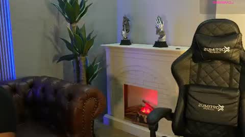 Johan Williams online show from June 23, 12:07 am