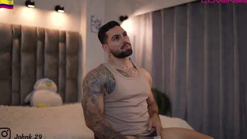 john online show from November 17, 10:12 pm