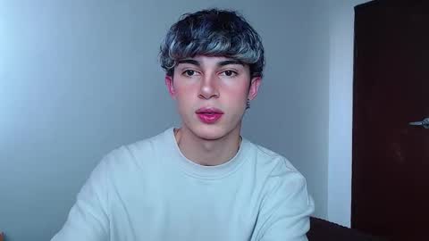 John Vichenso online show from November 18, 9:18 pm