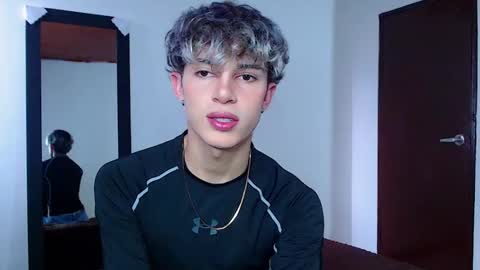 John Vichenso online show from November 10, 9:06 pm