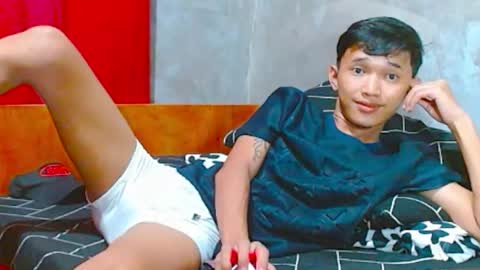 JohnXxx online show from August 1, 12:18 pm