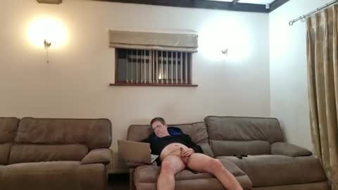 johnathan_stuart33 online show from March 17, 12:15 am