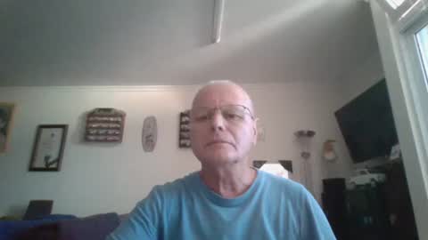 Snapshot of johndesnudado chatting on September 27, 10:46 am johndesnudado online show from September 27, 10:46 am