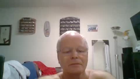 Snapshot of johndesnudado chatting on December 7, 11:18 pm johndesnudado online show from December 7, 11:18 pm