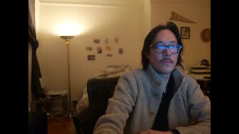 Snapshot of johneelicks chatting on January 22, 9:02 am Johnee online show from January 22, 9:02 am